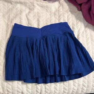 Lululemon pleat to street skirt royal blue size 2 excellent condition